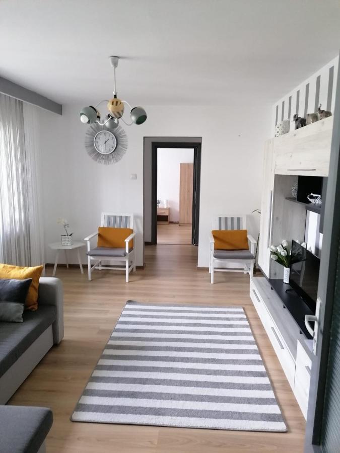 Apartament Alexia Leilighet Orşova Eksteriør bilde